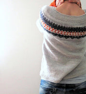 Grå sweater i boho-stil - Veraz