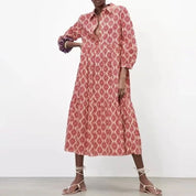 Langærmet kjole med geometrisk mønster - Henriette