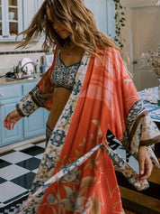 Kimono Inspireret Stilfuldt Strandkast med Tryk | Forårskollektion til Kvinder - Treesha