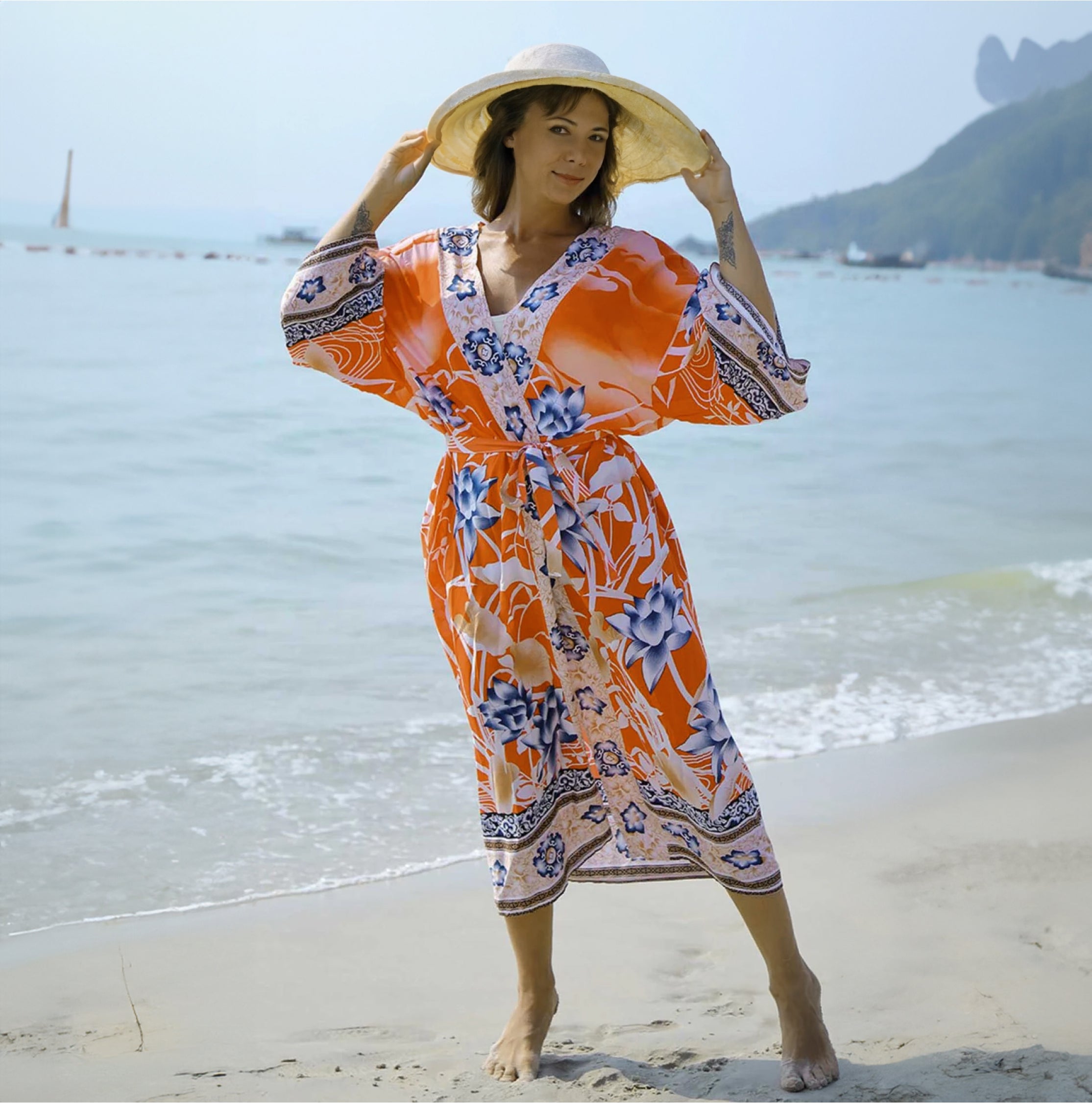 Kimono Inspireret Stilfuldt Strandkast med Tryk | Forårskollektion til Kvinder - Treesha
