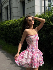 Lagdelt Ruffle Mini Tube Kjole - Sommer og Forår - Vaneca