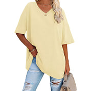Løs T-shirt med V-hals til kvinder - Raniela