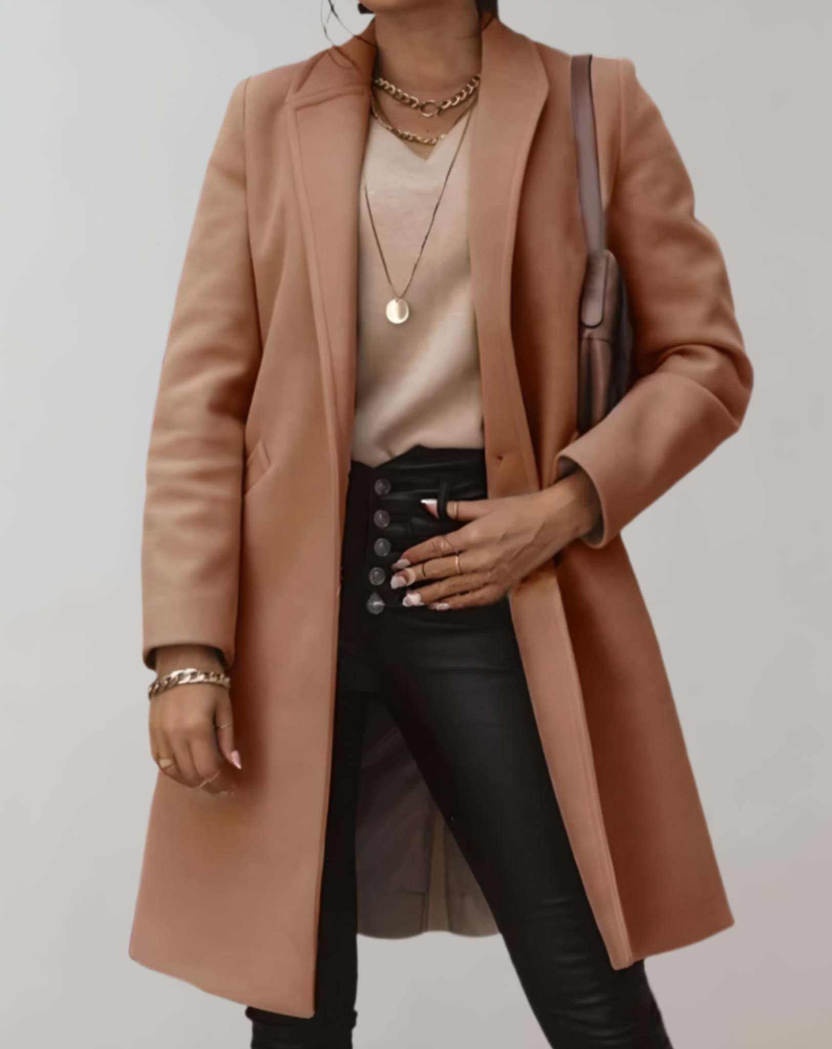 Kacel - Elegant trenchcoat med enkelt knaplukning og lommer