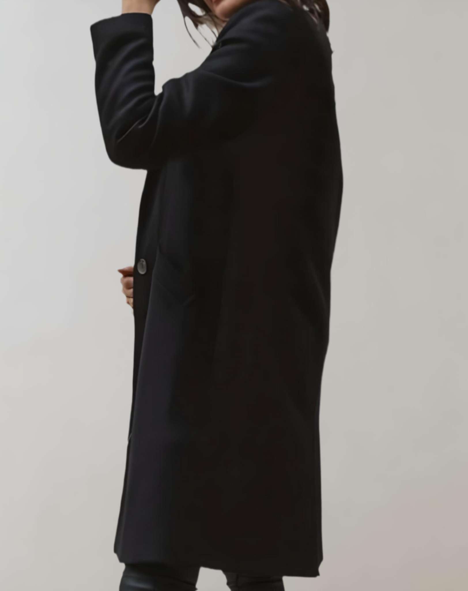 Kacel - Elegant trenchcoat med enkelt knaplukning og lommer