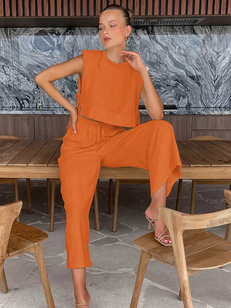 Todelt Sæt af Linned til Kvinder - Crop Top og Matchende Bukser - Indena