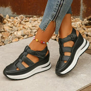 Sporty plateau-sandaler med velcroremme og udskåret design - Revenia