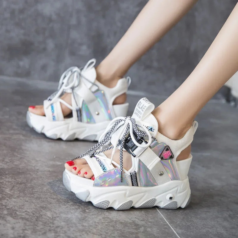 Chunky Neon-sandaler med høj platform og sporty detaljer - Preema