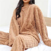 Pyjamassæt lavet af blød fleece - Renda