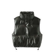Cropped quiltet vest med høj krave i metallisk look til kvinder | Sylvienna