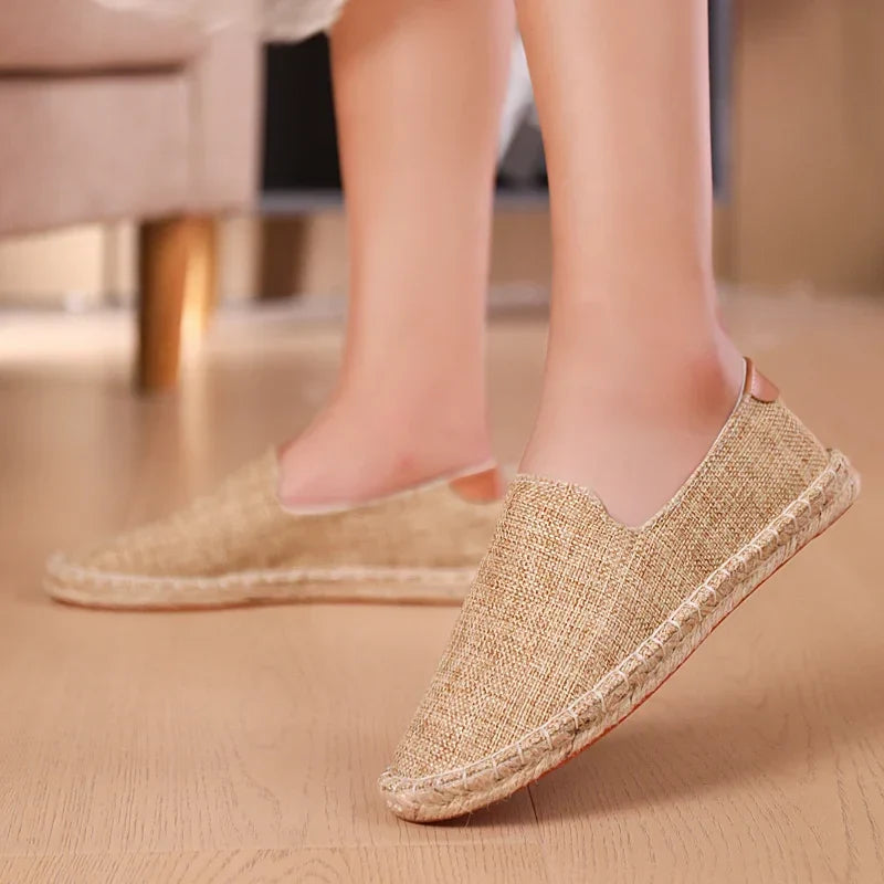 Letvægts Glide På Loafers Lavet af Canvas Materiale til Mænd og Kvinder - Alanie