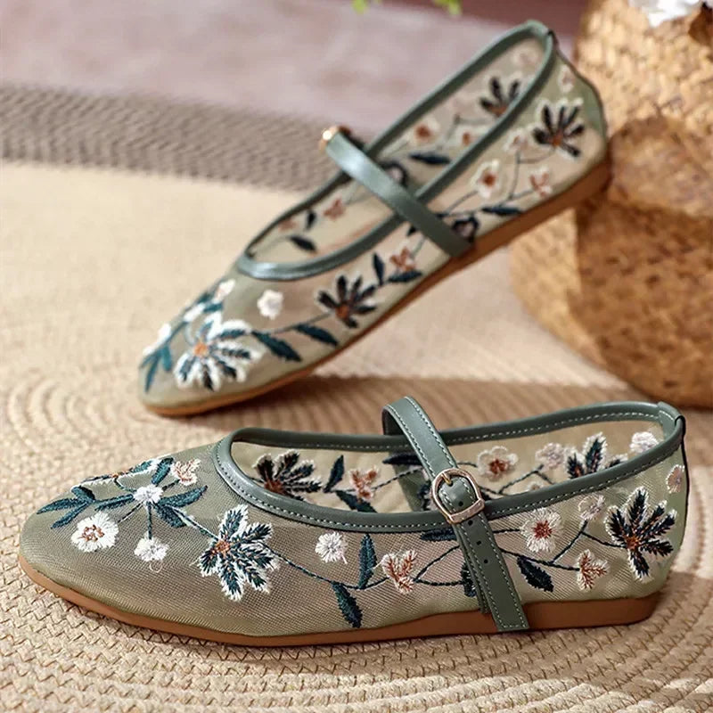 Broderede blomster ballerinaer med rem og gennemsigtig overdel - Helmana