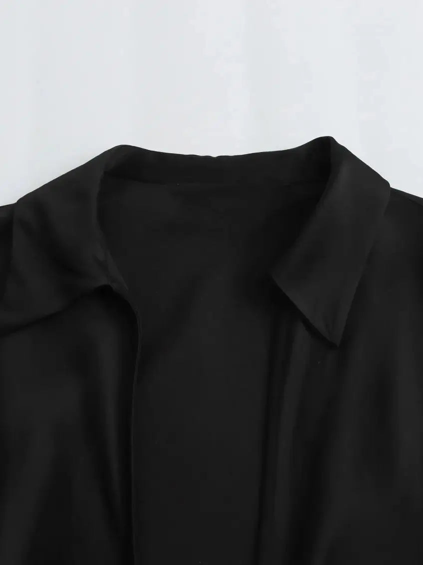 Elegant Damebluse Lavet af Satinsilkestof | Business-og Aftentøj - Tehila