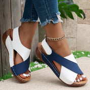Stilfulde Tofarvede Kilesandaler - Carlotta
