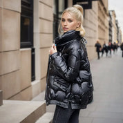 Bufferjakke med kurvet mønster med metallisk look til kvinder | Marshell