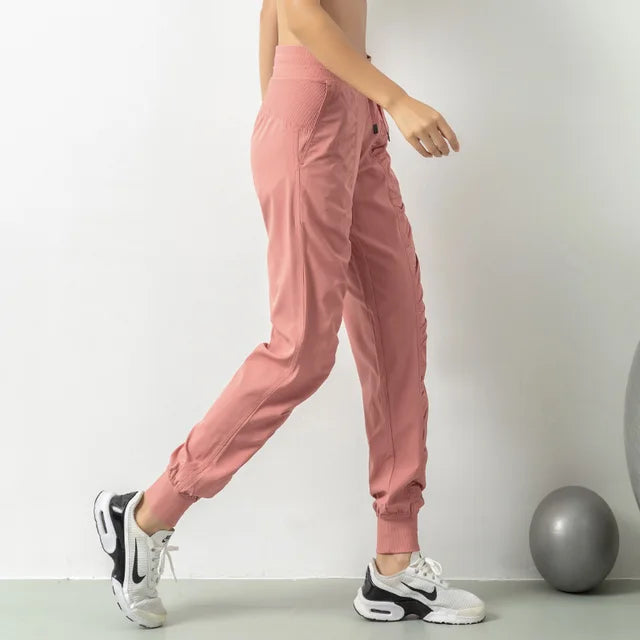 Trekkoord-Hardloopfitness-Joggingbroeken-Zijn-Geschikt-Voor-Dames-Sneldrogende-En-Ademende-Fitnessriemen-En-Zijzakken-Kunnen.jpg_640x640_2bf7fc5e-d15c-4a98-a461-d60ba63bb676.webp