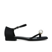 Flade sandaler med perledekoration - Mora
