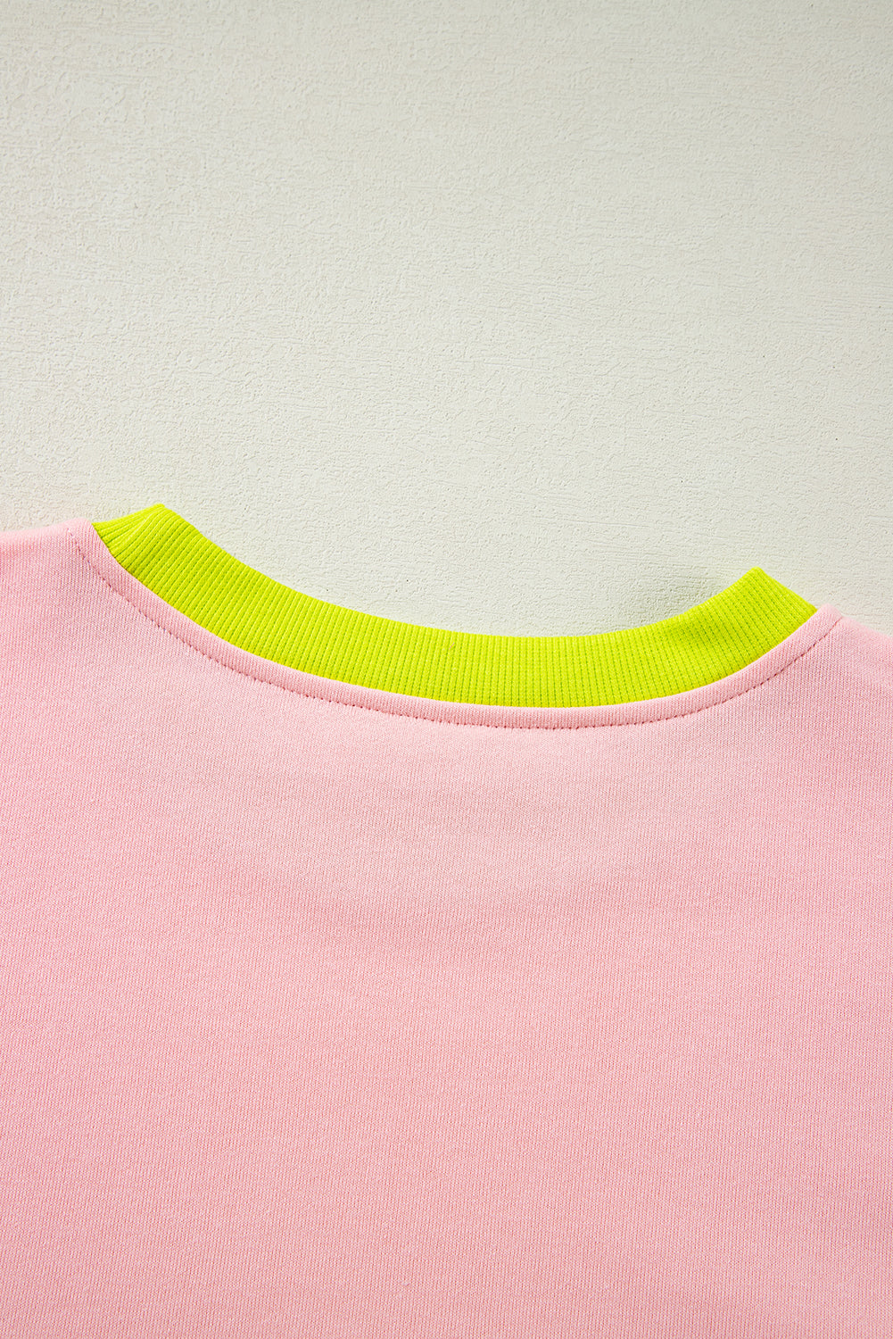 Lys pink plus size colorblock patchwork sweater med rund hals - Salma