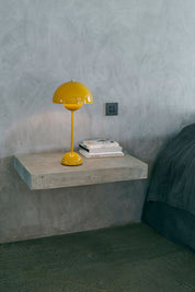 Bordlampe i retro skærmdesign - Brilight